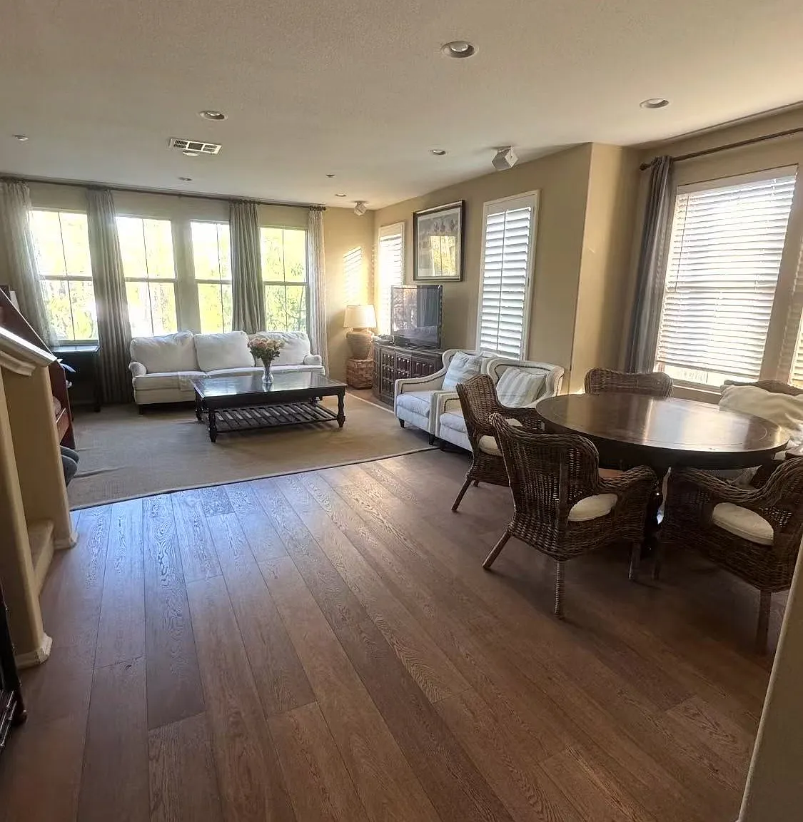 N Sweetbriar Ln, Azusa — Photo 1