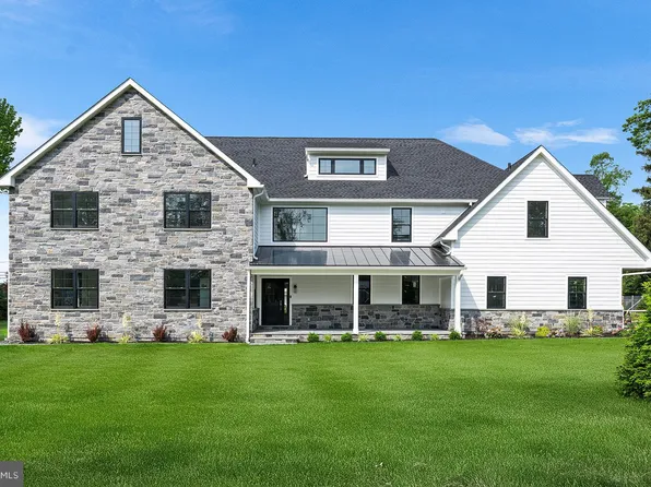 222 Hunters Ln, Wayne, PA 19087