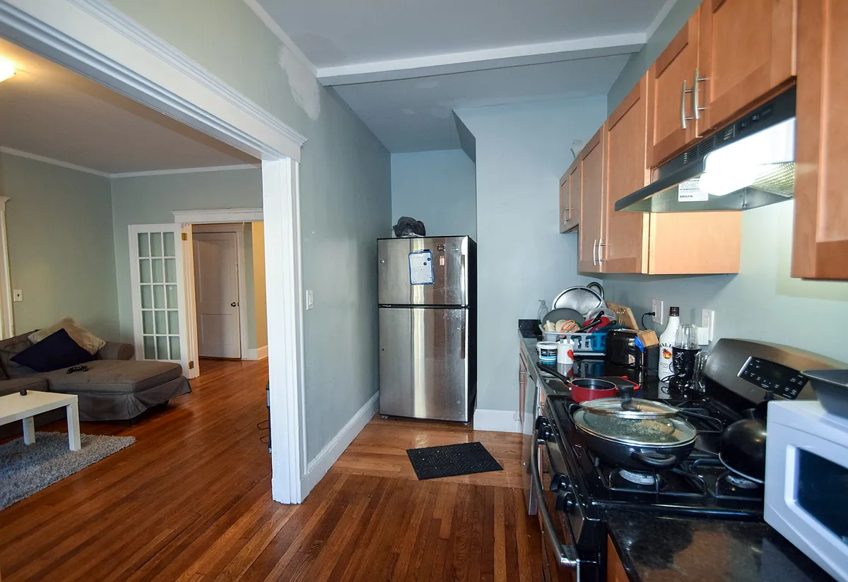Building Photo - 48 Englewood Ave #1