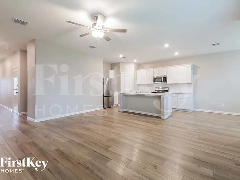 126 Autumn Sage Ln — Photo 5
