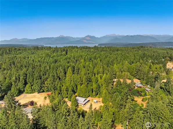 5728 NW Littlewood Lane, Silverdale, WA 98383