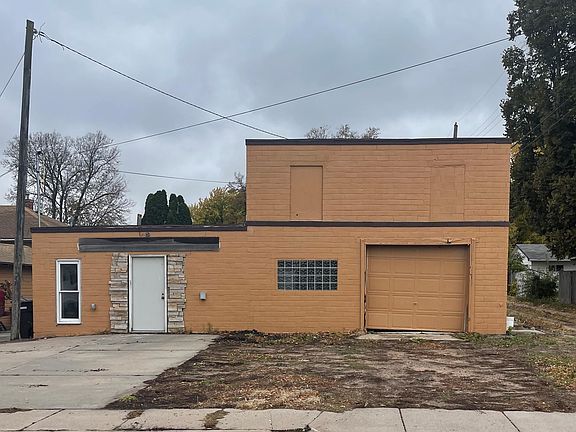 3rd image of 701 W 29th St