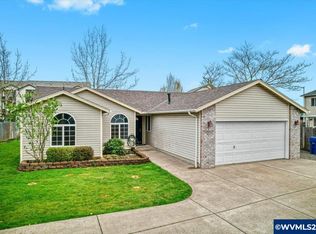 4991 Countryside Dr NE, Salem, OR 97305