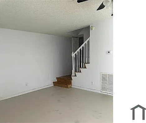 6649 N 44th Ave — Photo 9