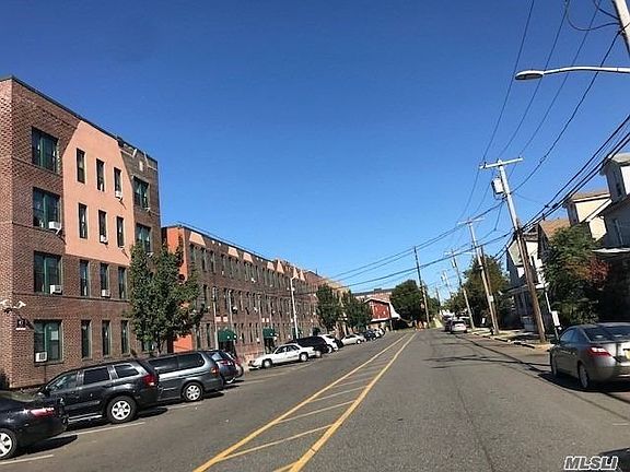 4th image of 118 Terrace Ave