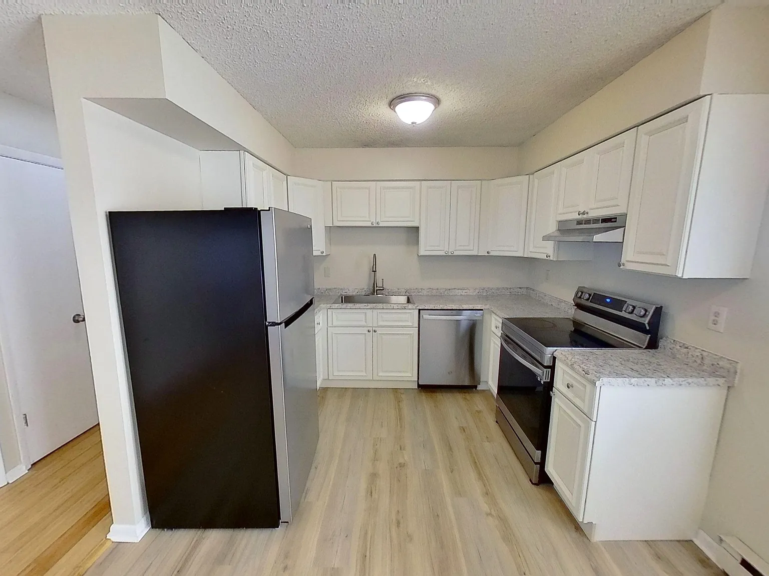 35 Parkwood Street - 2 — Photo 1