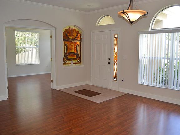 3rd image of 10207 Ashley Oaks Dr