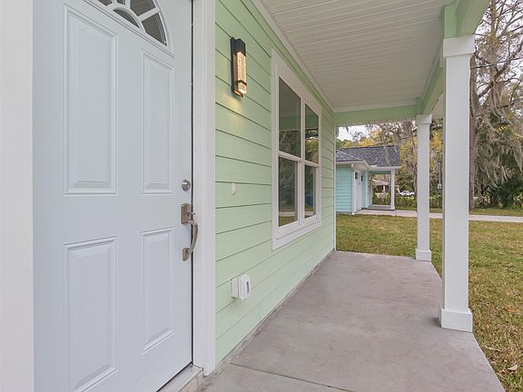 5th image of 3565 Evernia St