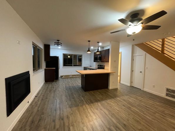 207 Robin Dr #4