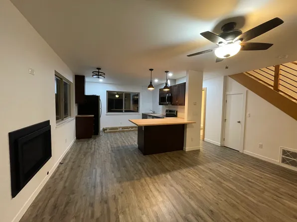 207 Robin Dr #4, Incline Village, NV 89451