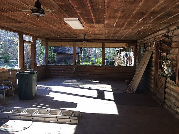 4th image of 400 River Road Dr SE