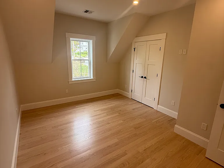 20 Florence St — Photo 11