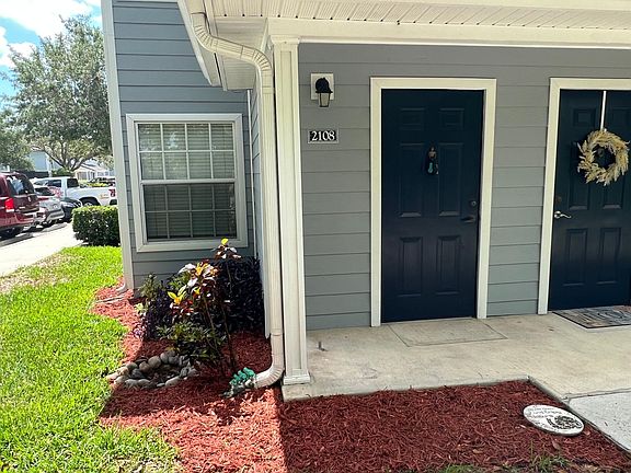 4th image of 14880 Pleasant Bay Ln APT 2108