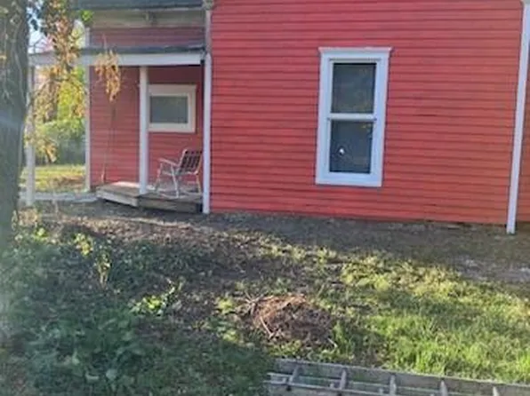 598 5th Ave, Kincaid, KS 66039