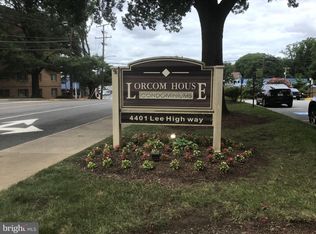 4401 Lee Hwy APT 13, Arlington, VA 22207