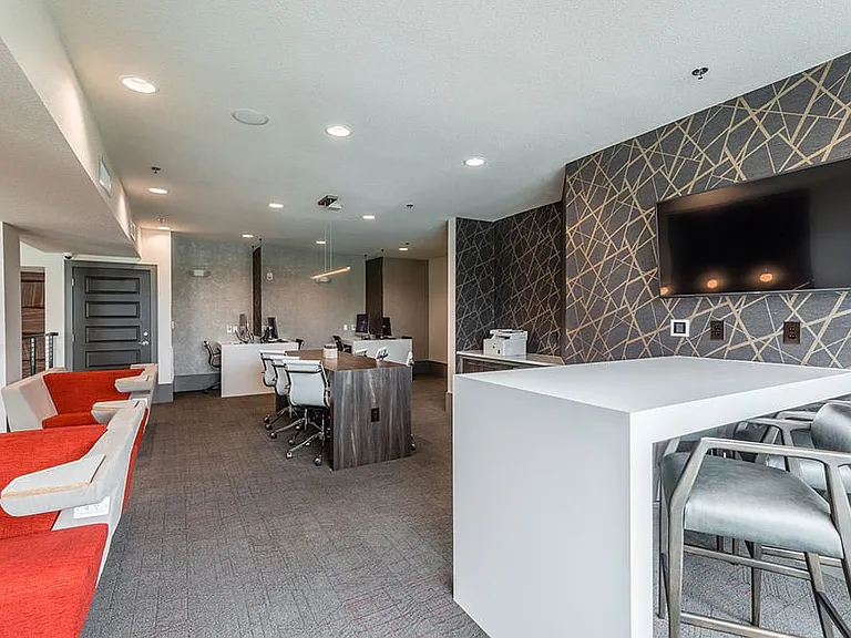 Cortland Luxe Shadow Creek — Photo 28