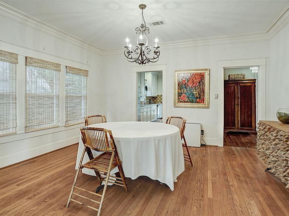 5th image of 1402 Bonnie Brae St