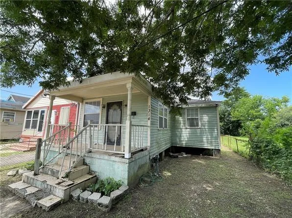 1314 Lamanche St, New Orleans, LA 70117