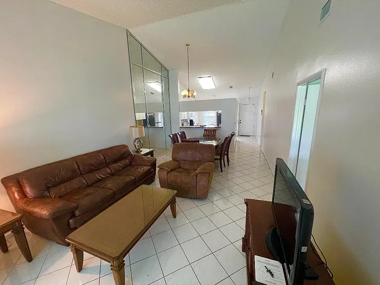 4698 Lucerne Lakes Blvd E #203 — Photo 9