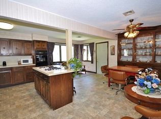 16 Mitchell Dr, East Hartford, CT 06118