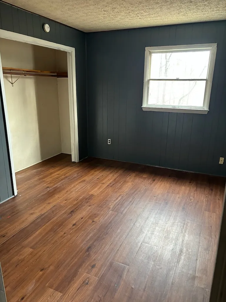 100 Holiday Hills Road - 10 — Photo 3