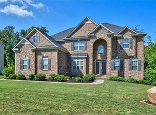 1404 Laurel Hill Dr, Waxhaw, NC 28173