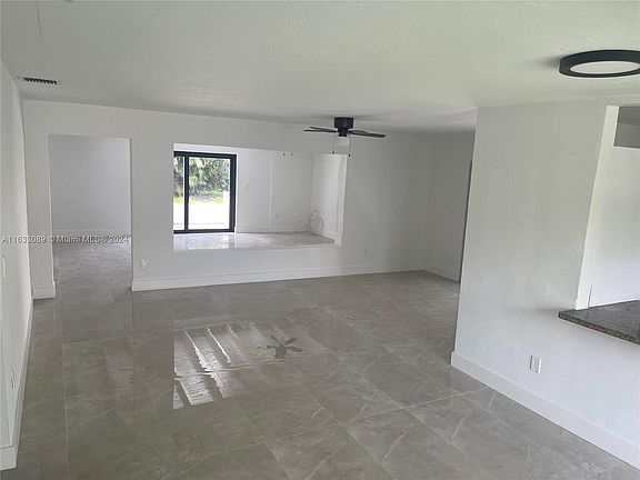 3rd image of 4310 NW 182nd St