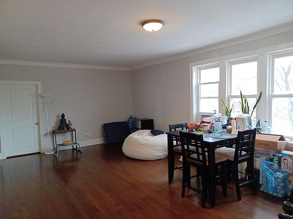 4th image of 5459 N Spaulding Ave APT 2E