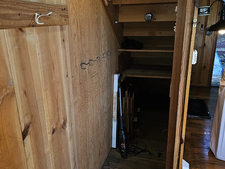 682 Cedar Ln — Photo 10