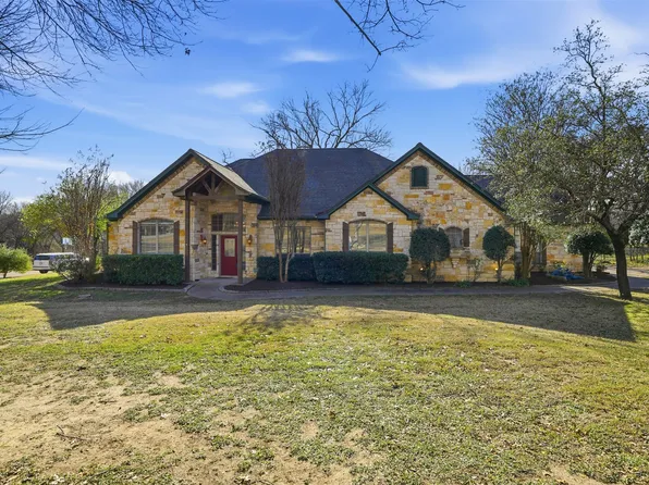 388 Creek Bend Dr, Aledo, TX 76008
