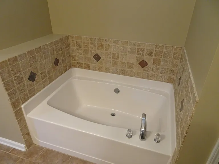 71 Covington Ter — Photo 14