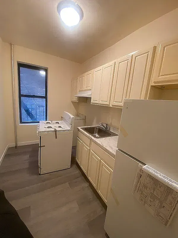 36 Kenilworth Place — Photo 3