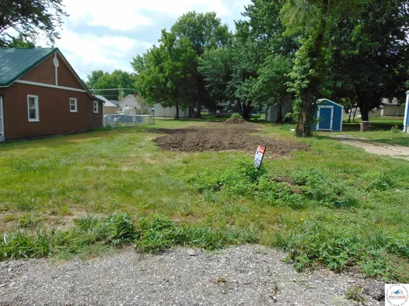 708 E Lincoln St, Lincoln, MO 64735