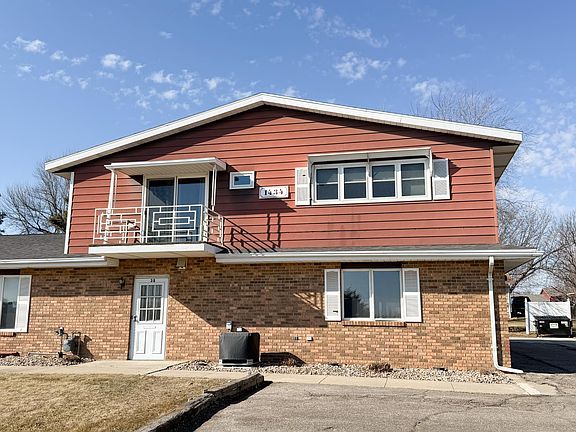 3rd image of 1434 1st Ave SW APT 3-B