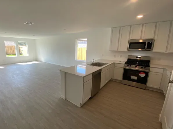 336 Ice Shore Trl, Dayton, TX 77535
