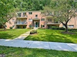 10527 Montrose Ave APT 103, Bethesda, MD 20814
