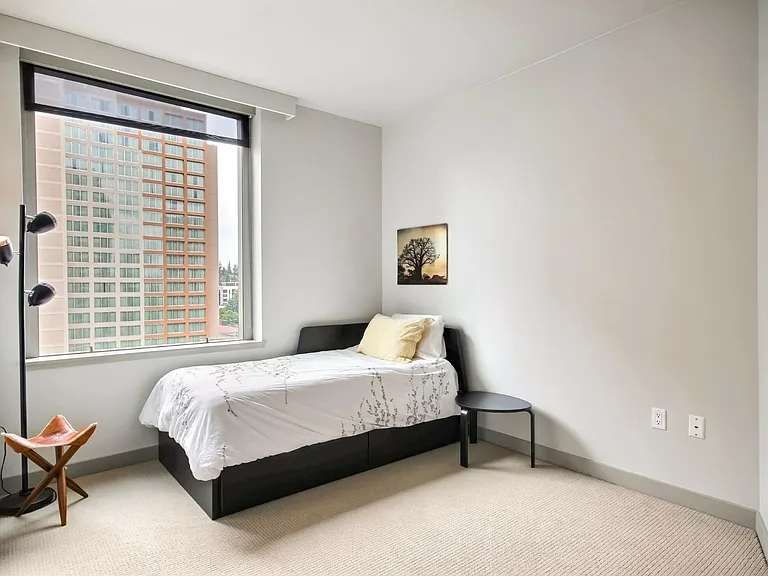 10610 NE 9th Pl #1102 — Photo 10