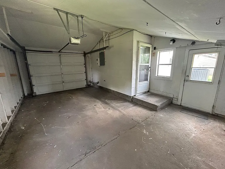 3409 Lawrence Rd — Photo 11