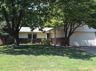 1933 N Reca St, Wichita, KS 67212