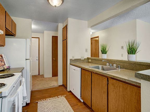 3rd image of 28425 18th Ave S #F101