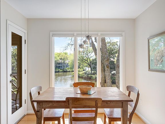 3rd image of 4824 Green Dolphin Way
