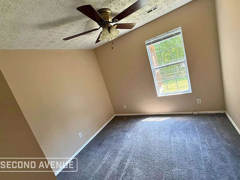 2704 Morris Majestic Rd — Photo 5