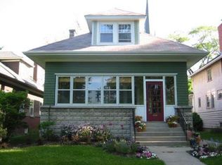 1031 Madison St, Evanston, IL 60202