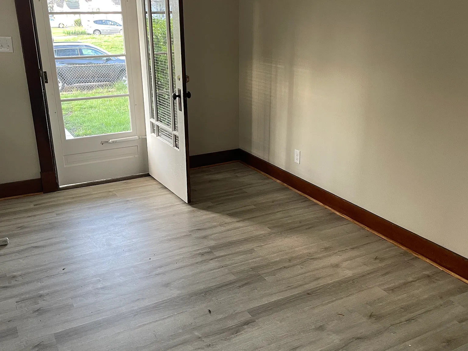 2 bed, 740 sqft, $975 — Photo 3