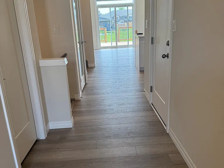 51 Canary St — Photo 4