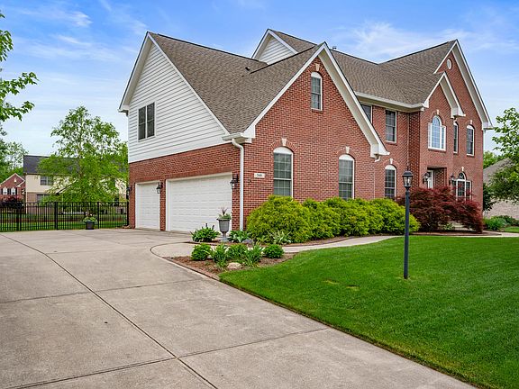 4th image of 749 Shetland Ct