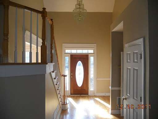 4th image of 125 Camilla Ct