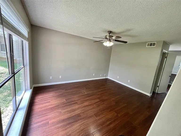 112 Hillside Cv #A — Photo 10