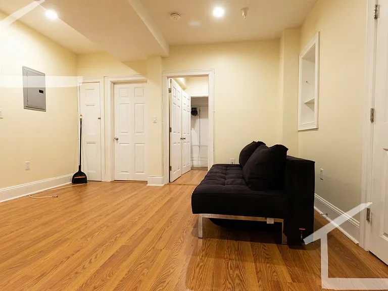 1191 Beacon St #3 — Photo 12