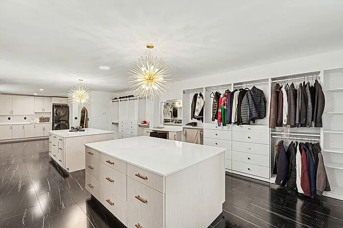 6986 Montgomery Dr — Photo 19